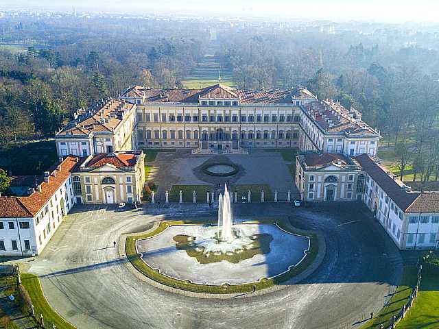 IN PRESENZA
Leadership visionaria: la storia e l’esempio della famiglia reale dei Savoia - ISCRIZIONI CHIUSE