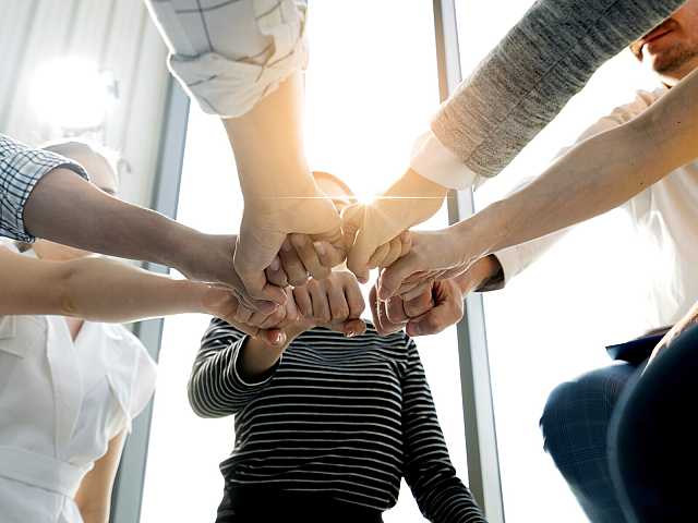 IN PRESENZA E VIA WEB
Dentro la crisi: riattivare la propria motivazione e quella del team (con aperitivo di networking)