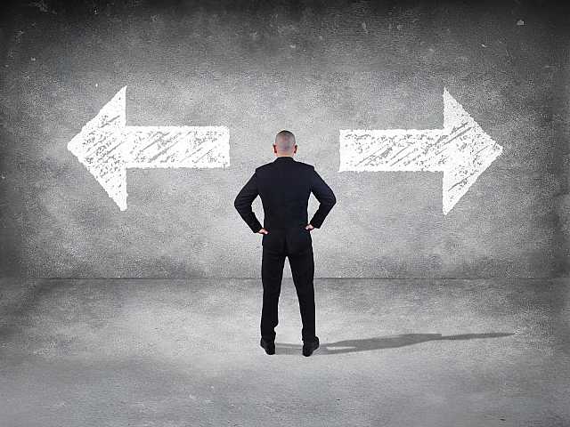 IN PRESENZA E VIA WEB
Saper scegliere nella complessità: interpretare il contesto oltre narrazioni e semplificazioni (con aperitivo di networking)