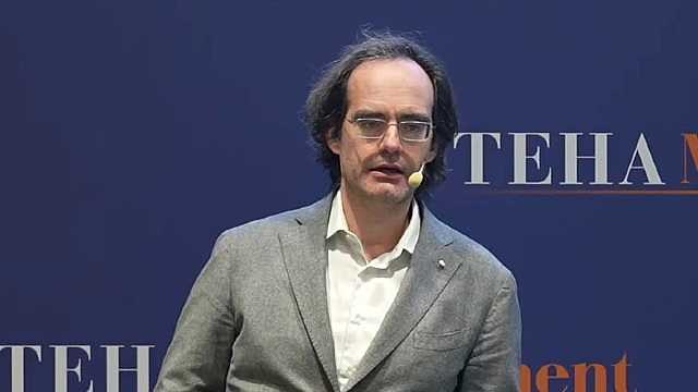 Guardare fuori per innovare dentro: idee, casi e applicazioni per abilitare il cambiamento in azienda